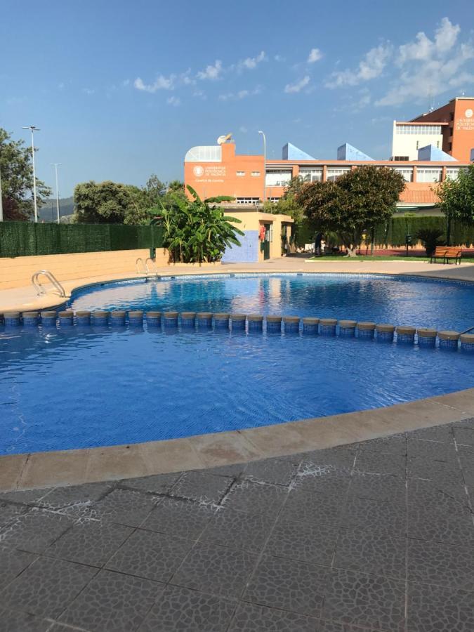 Pilar Solo Familias Apartamento